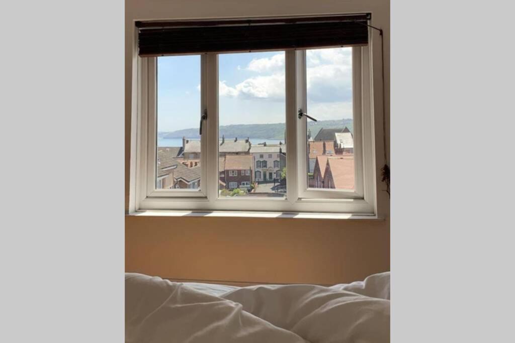 斯卡伯勒200 Year Old Large Townhouse With Sea Views别墅 外观 照片